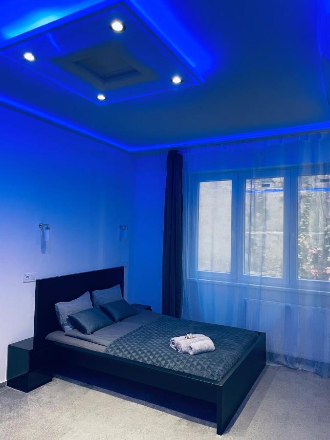 Luxury Suites Будапеща Екстериор снимка